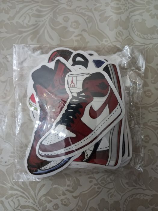 Продаются наклейки-стикеры