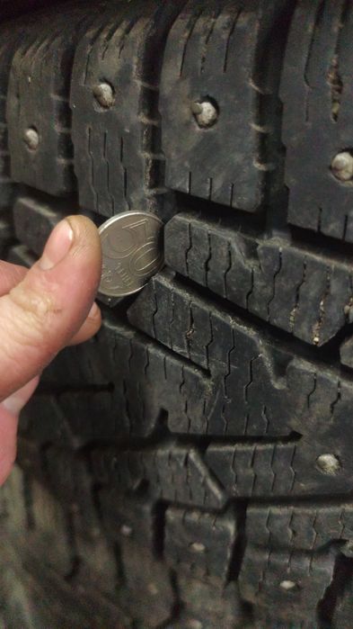 Продам балоны 215/60/16