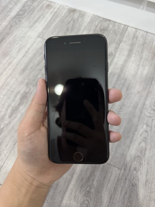 iPhone SE сатылады