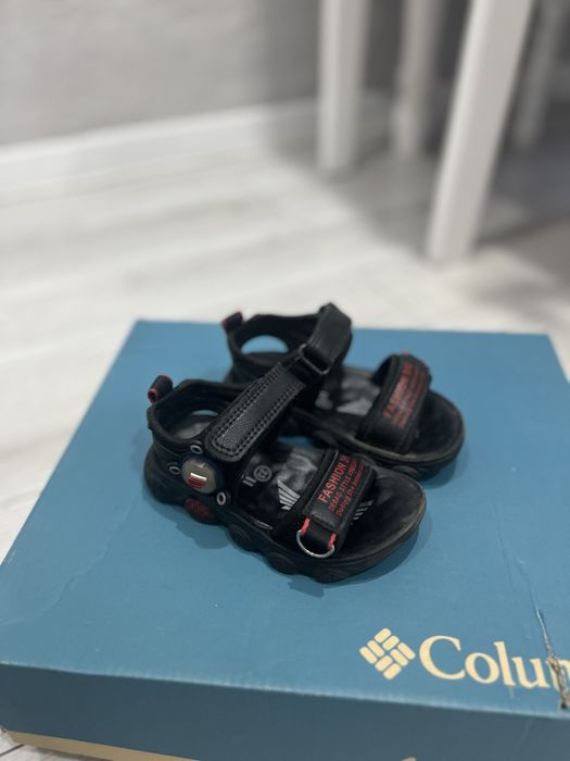 Сандали на девочку