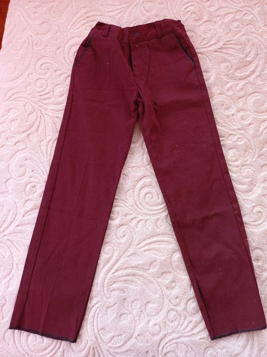 Панталон с ръб за момче