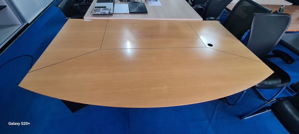 Немско директорскo бюра за офис и дома оборудване