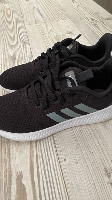 Дамски маратонки (adidas)