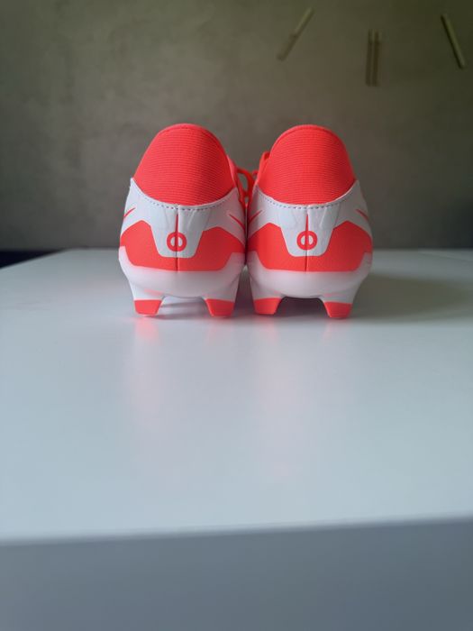 Бутонки  Nike Tirnovo Legend нови