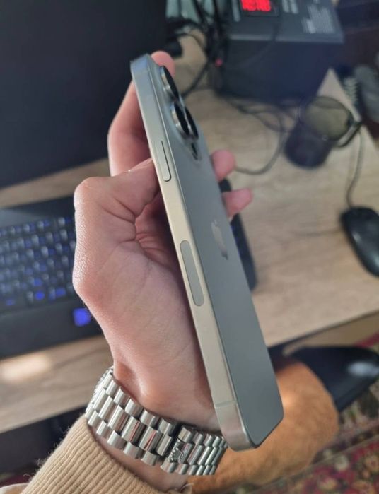 Iphone 15promax yangi