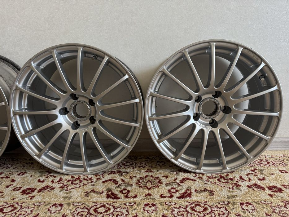 Диски Yokohama Advan Connoisseur R17