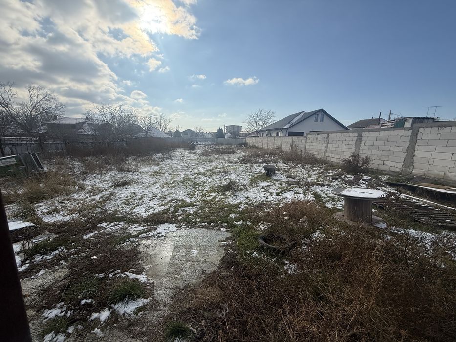 Vand teren Ovidiu sau schimb cu spatiu comercial in Constanta