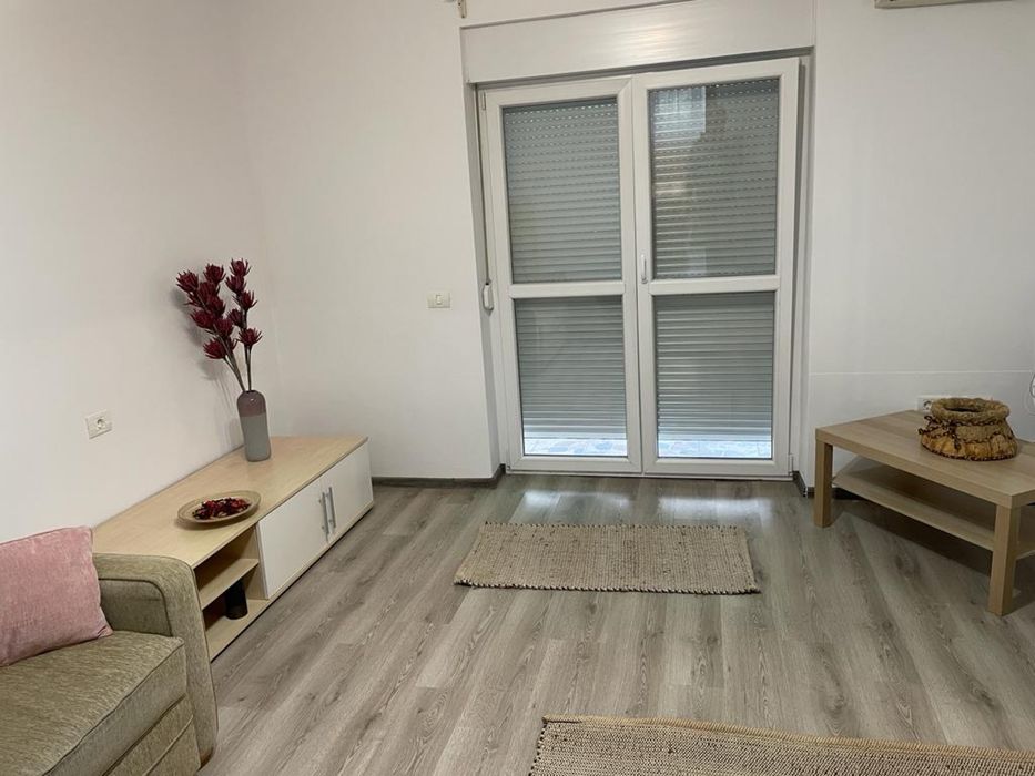 Inchiriere apartament la casa Bujac