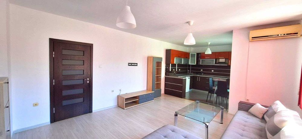Дава се под наем Двустаен апартамент в Пловдив, Тракия - 75 кв.м за 497.25 € - Снимка #2