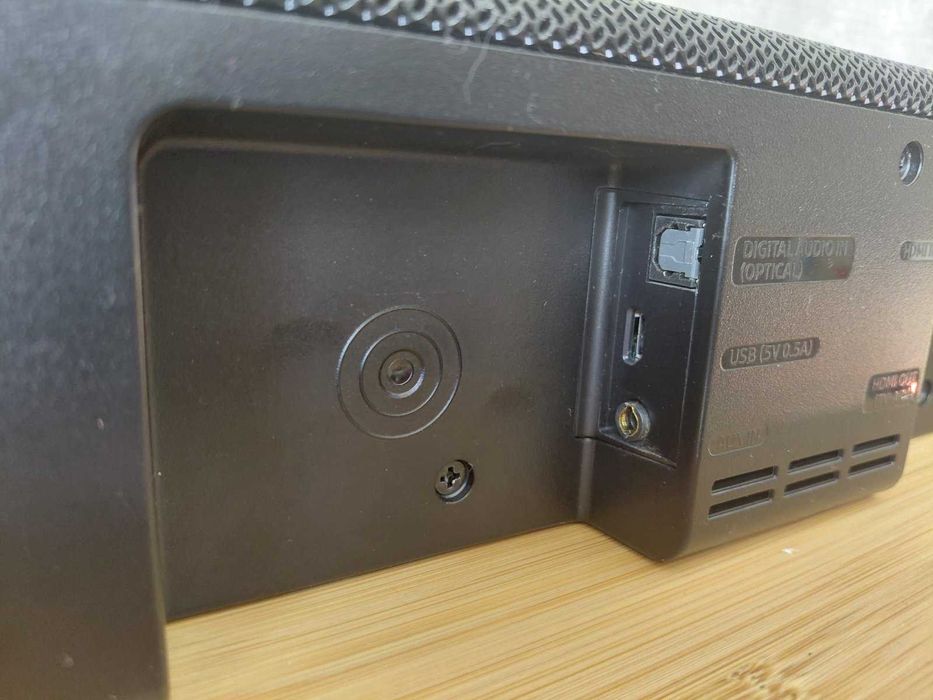 Продава се саундбар SAMSUNG HW-R550/EN