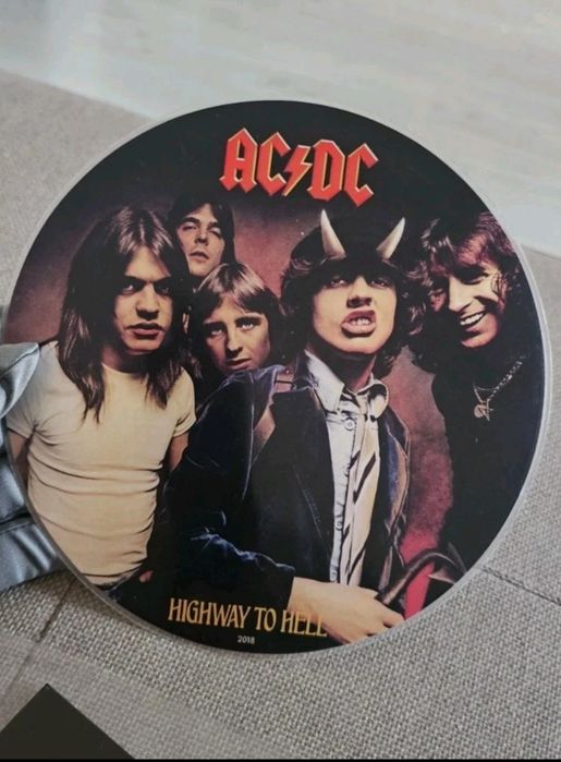 Страхотна Сребърна Монета AC/DC Ограничен Тираж