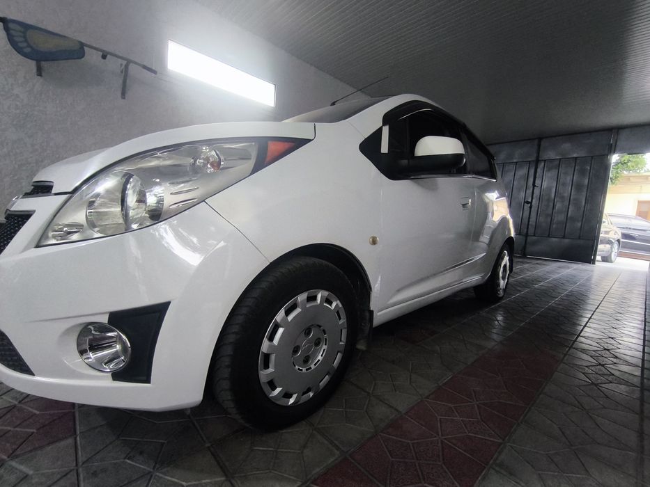 Chevrolet Spark 2012 — 2