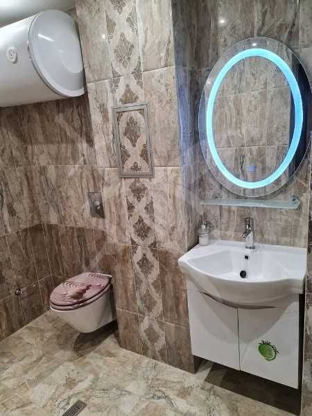 Дава се под наем Тристаен апартамент в Пловдив, Христо Смирненски - 117 кв.м за 568.14 € - Снимка #3