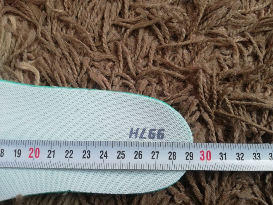 Оригинален New Balance 997H номер 45 като нови