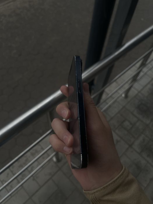 Айфон 14 128 гб.