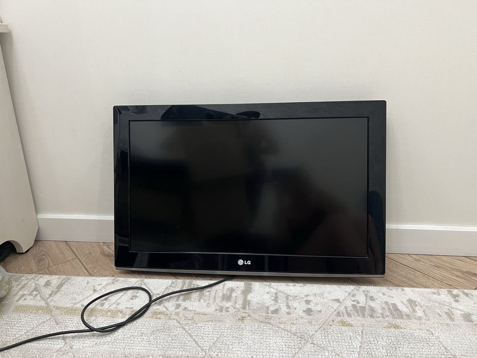 LG телевизор, рабочий