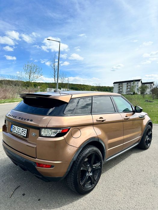 Land Rover - range rover evoque
