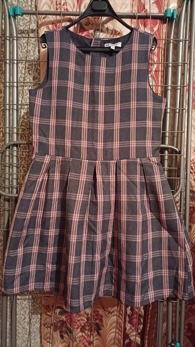 Платья размер 140