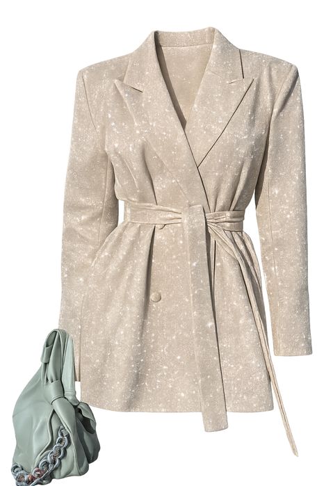 Элегантты жылтыр костюм.