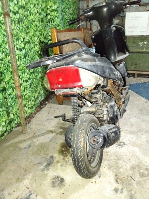 Продаю скутер 80