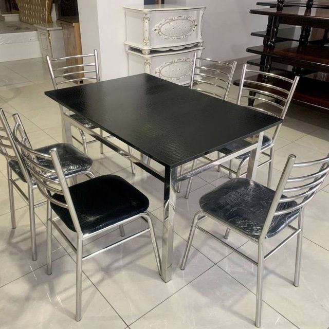 Sifatli Stol stullar