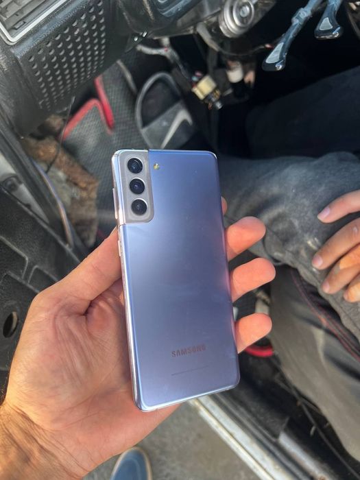Samsung s 21+ SOTILADI