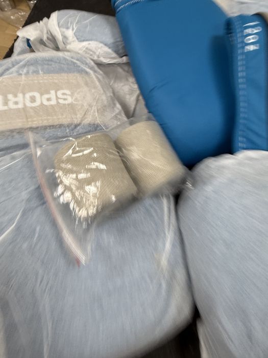 Manusi box speciale pt. Sac de box+ Bandaje pret 100 lei