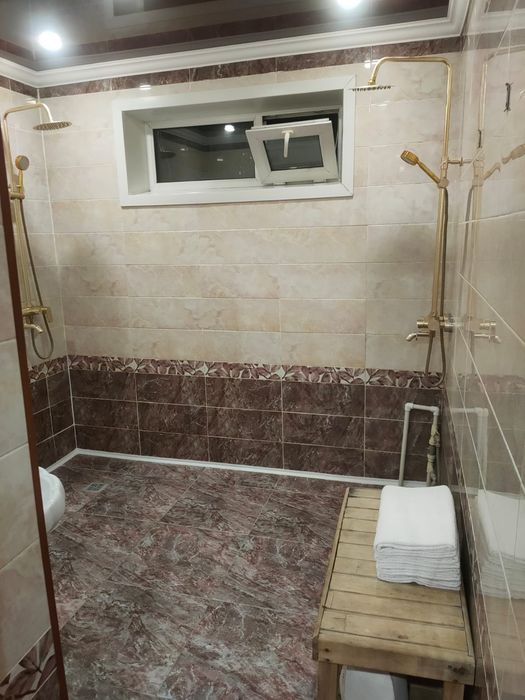 1ком.кв, посуточно. ДЛЯ ДВОИХ.Горячая вода.