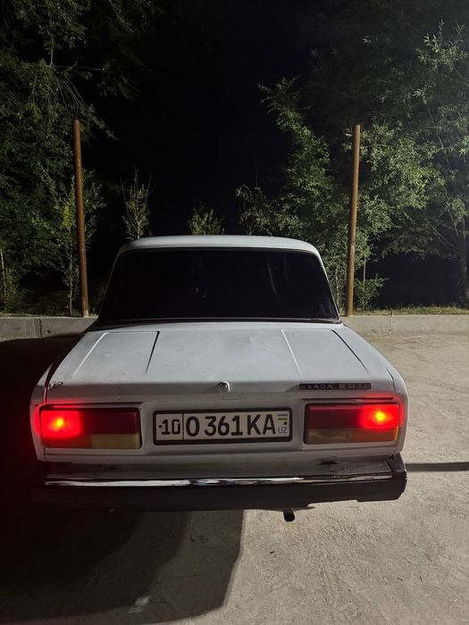 Ваз 2107 сотилади