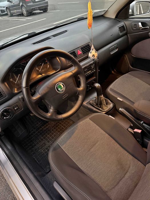 SKODA Octavia 2003 — imagine 4