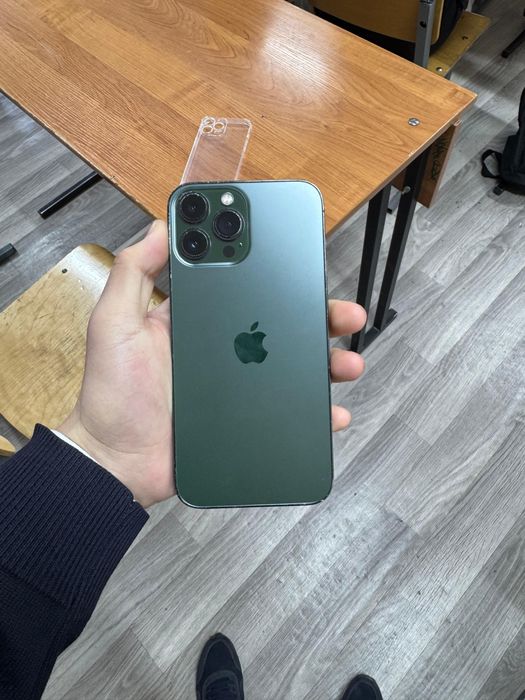 Айфон 13про мах зеленый