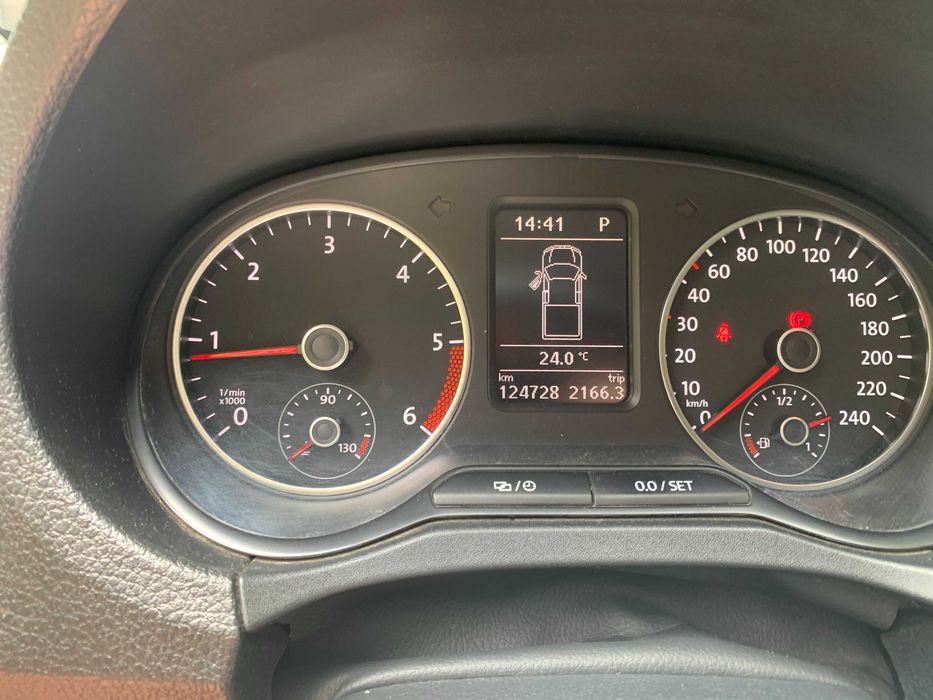 Volkswagen Amarok 2.0 Automat 180CP 2015 - al doilea proprietar