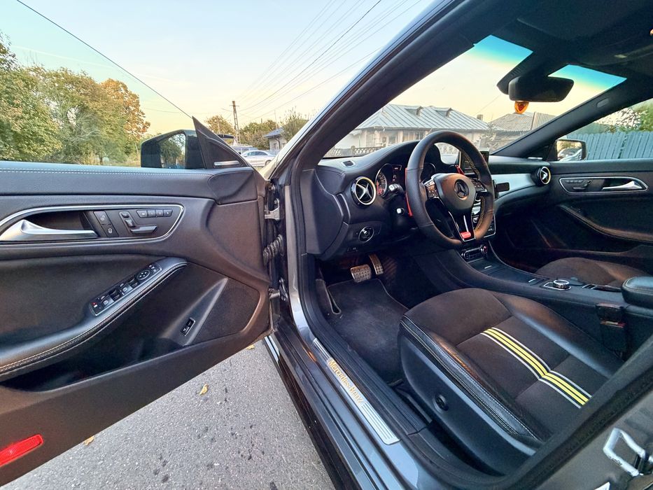 Mercedes Benz CLA 180