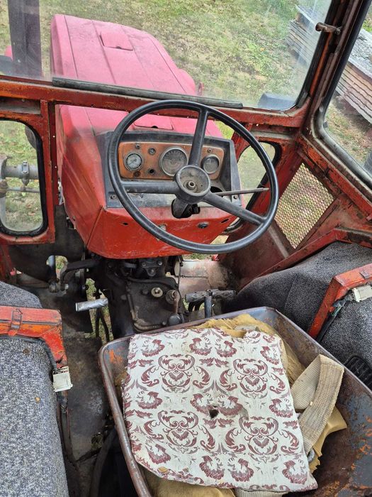 Tractor U 445 de vanzare