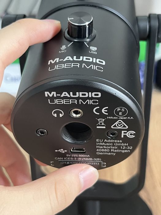 Продам микрофон на USB профессиональный