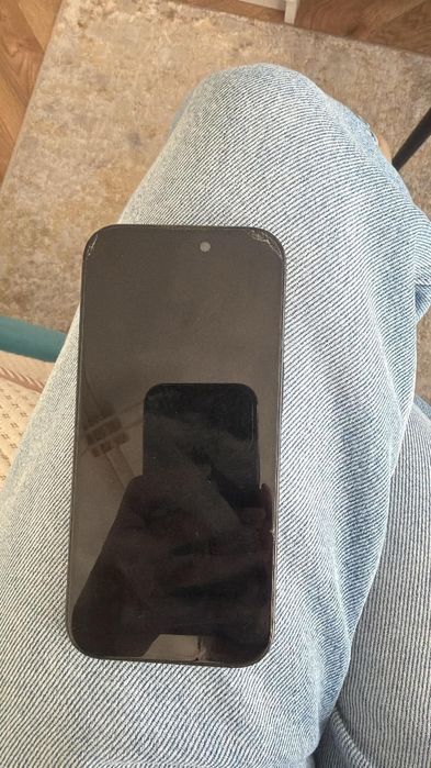 iPhone 16 pro 128 GB în stare foarte bună