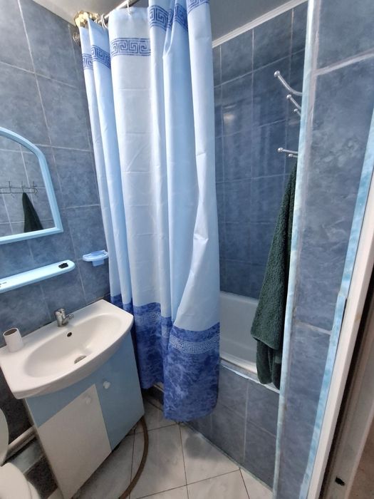 Vand apartament decomandat