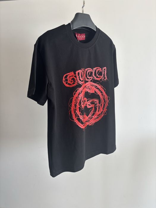 Tricouri barbat modele noi