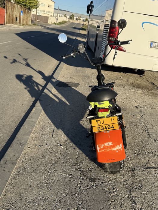 Citi chico scuter eltric dau si la schimb