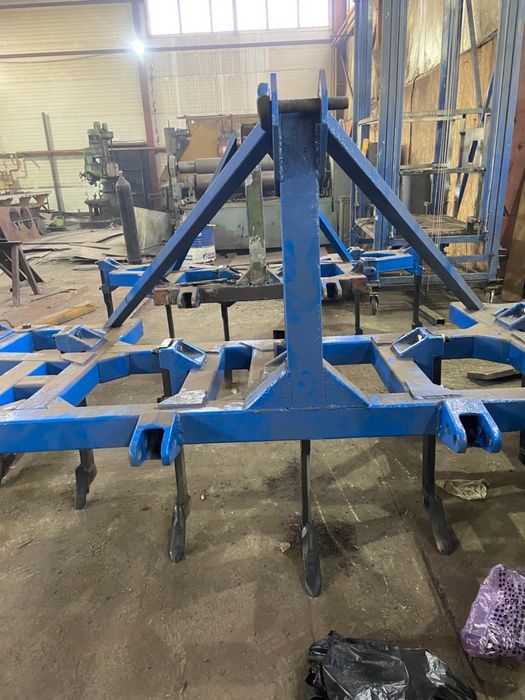 Чизельный плуг ПЧ4