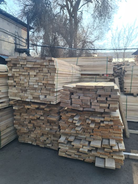 Ясень. Сухая, обрезная доска.