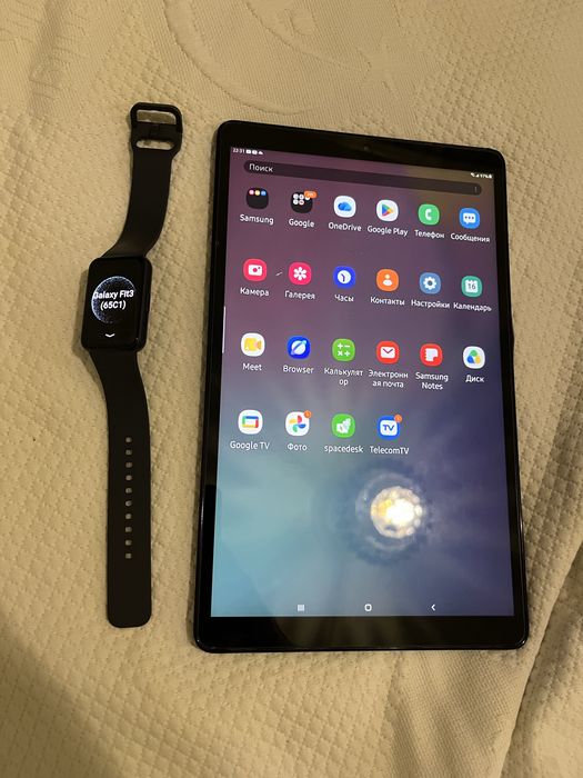продается планщет вместе с смарт часы. Galaxy Tab A, Galaxy Watch Fit3