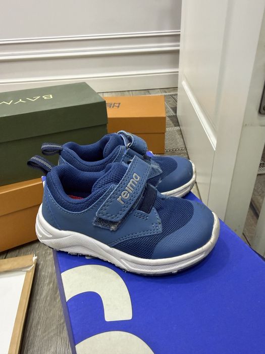 Продам детский обувь для мальчика