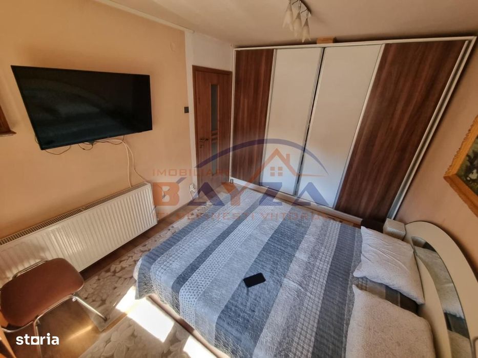 Apartament 3 camere ultracentral – Bd Unirii (Daytona), garaj sub bloc