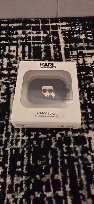 Husa Karl Lagerfeld pentru Airpods Pro - Noua