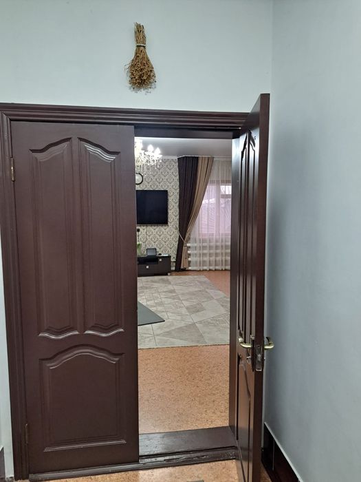 Продам коттедж в центре города