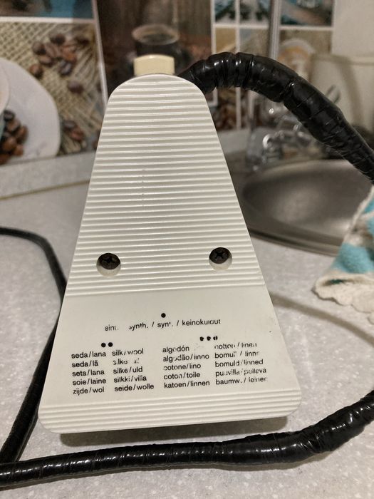 П р о д а ю   утюг