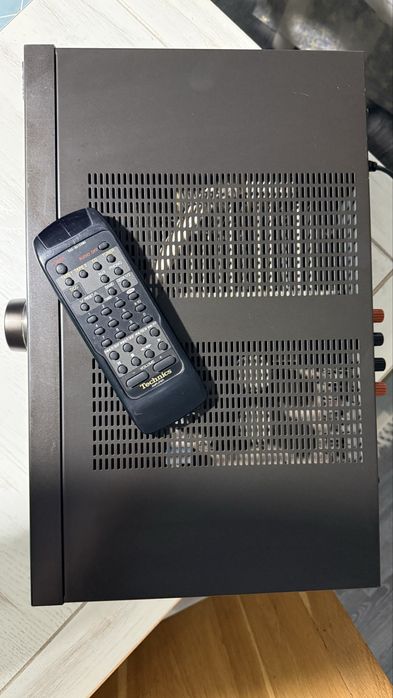 Amplificator Technics SU-A700MK3