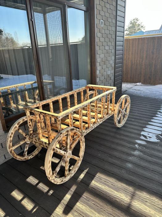 Продам мельницу и телегу из дерева для сада