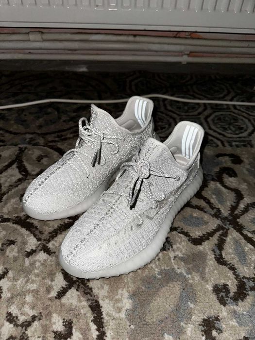 Yeezy 350 V2 White